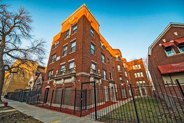 7229-33 S Yates Blvd property